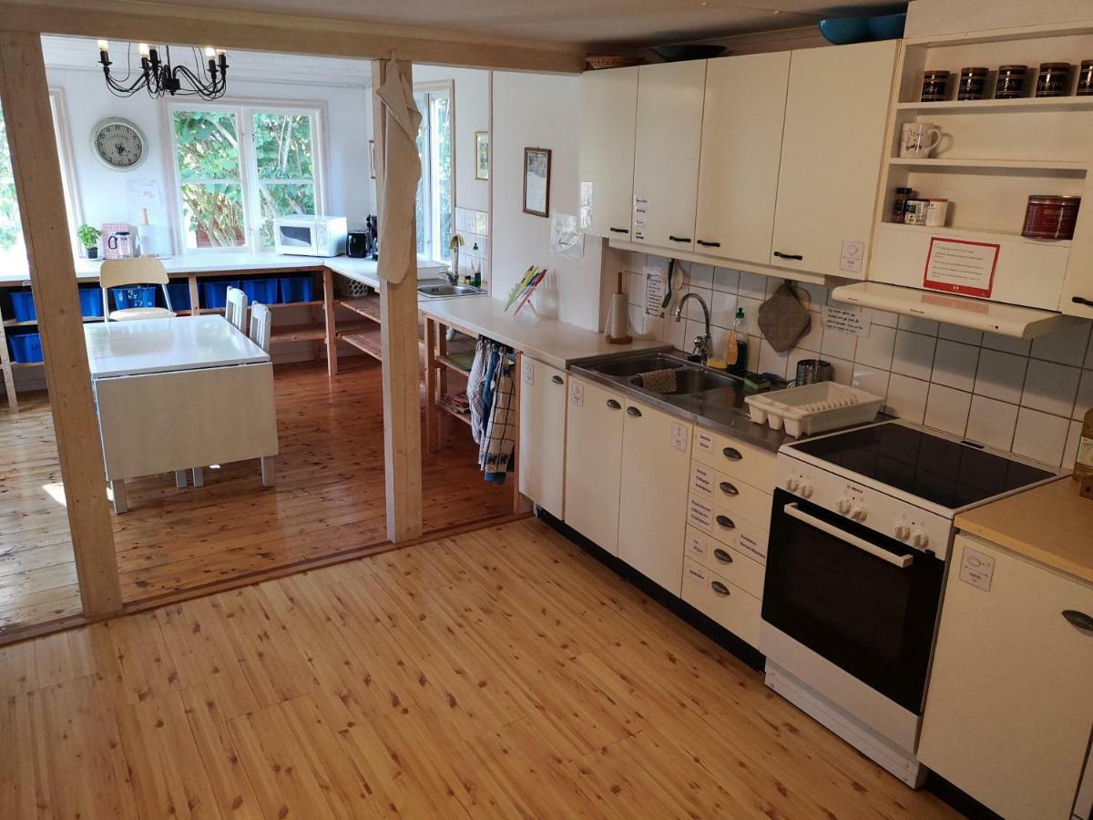Stf Hagaby/Lantgarden Hostel Löttorp Екстериор снимка